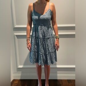 NEW WITH TAGS. BEAUTIFUL BLUE LACEY DRESS